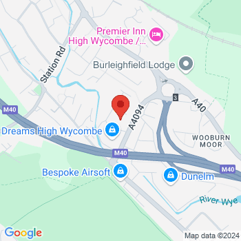 map of 51.6048473415,-0.6963546765